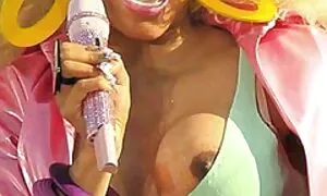 នីគី មីណាច តារាល្បី  ...